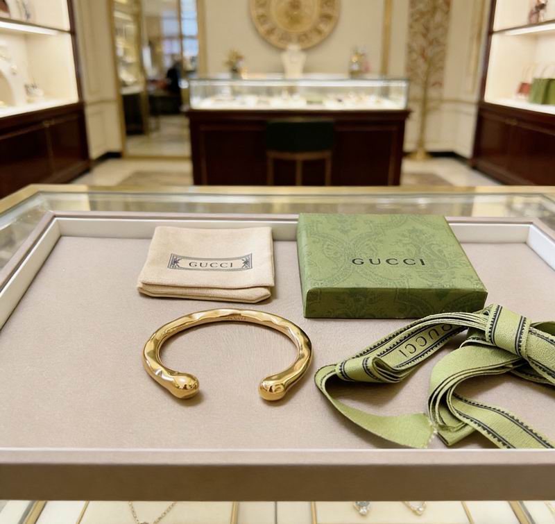 Gucci Bracelet 03yxs121 (6)