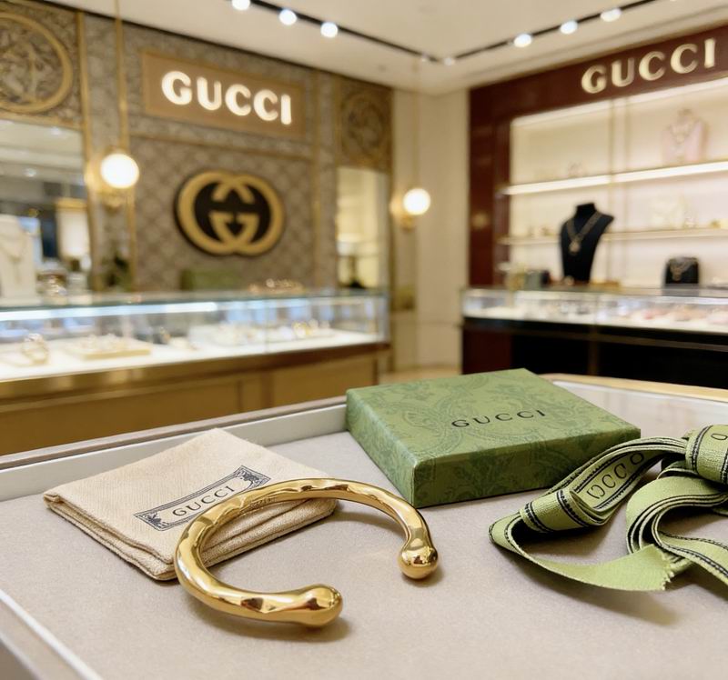 Gucci Bracelet 03yxs121 (9)