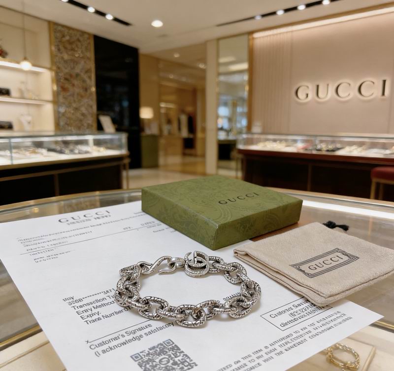Gucci Bracelet 03yxs130 (8)