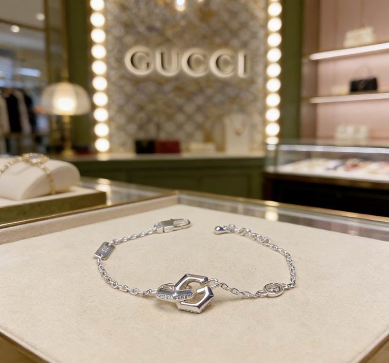 Gucci Bracelet 03yxs131 (7)