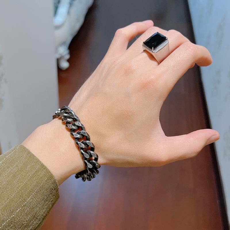 Gucci Bracelet 03yxs177 (10)