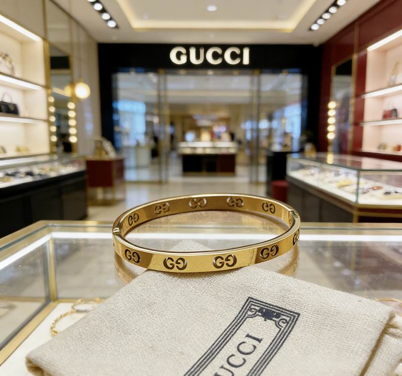 Gucci Bracelet 03yxs183 (7)