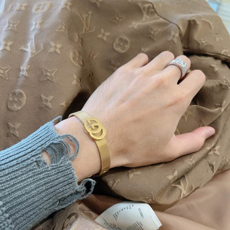 Gucci Bracelet 03yxs62 (3)