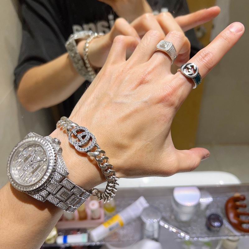 Gucci Bracelet 03yxs69 (3)