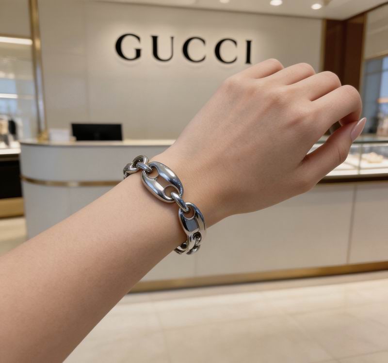 Gucci Bracelet 03yxs73 (4)