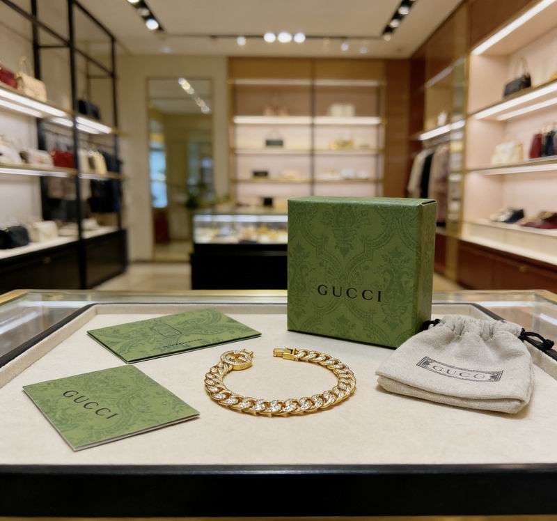 Gucci Bracelet 03yxs80 (6)