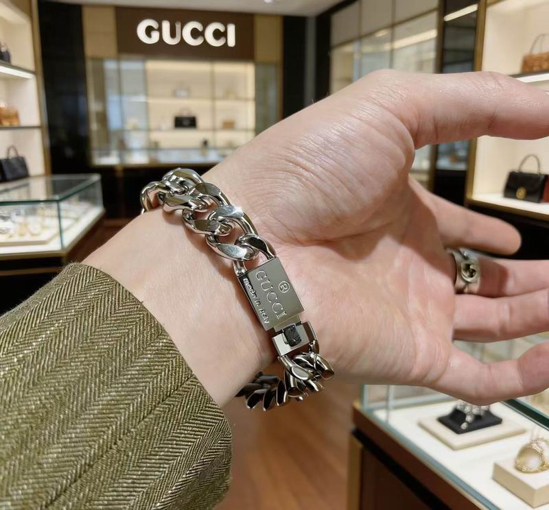Gucci Bracelet 03yxs82 (3)