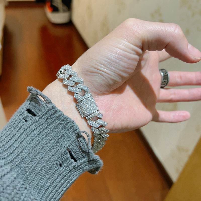 Gucci Bracelet 03yxs91 (4)