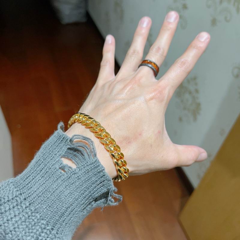 Gucci Bracelet 03yxs94 (8)