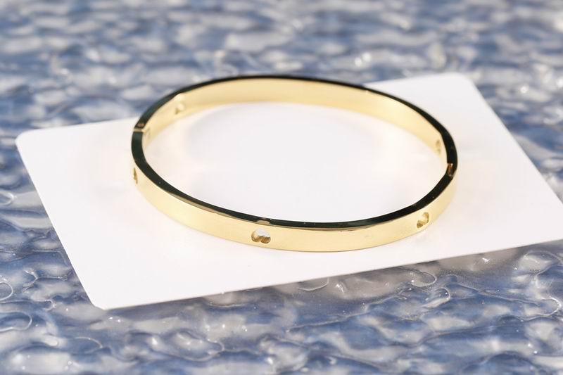 Gucci Bracelet 04yxs192 (7)