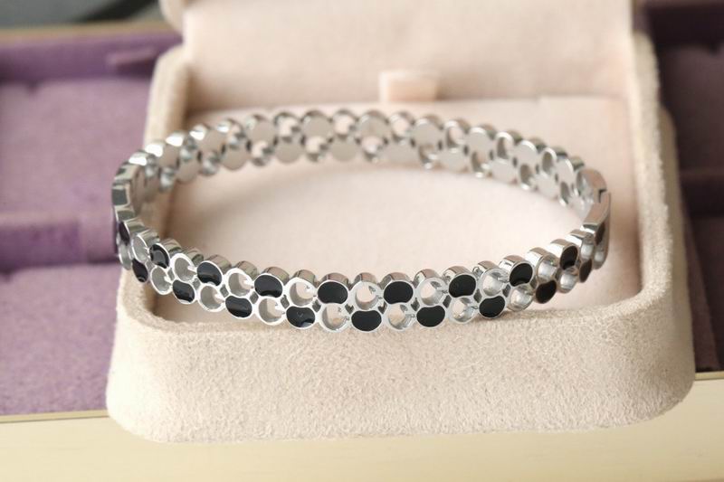 Gucci Bracelet 04yxs193 (4)