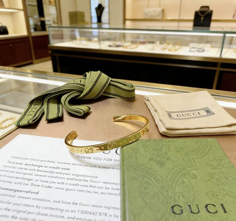 Gucci Bracelet 04yxs202 (8)