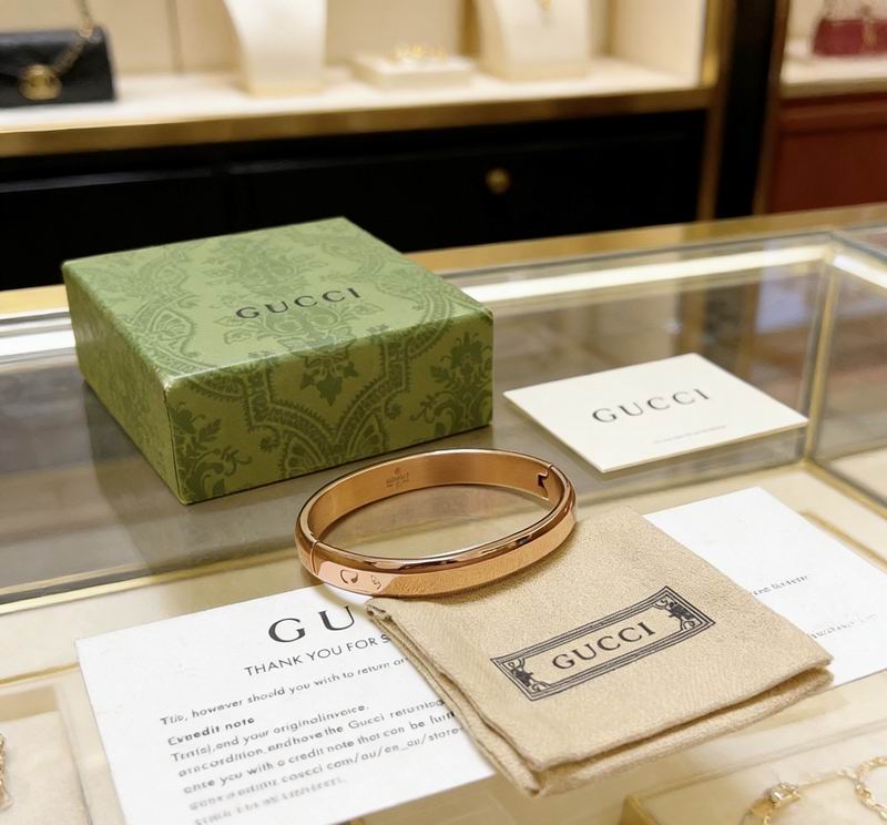 Gucci Bracelet 04yxs205 (4)