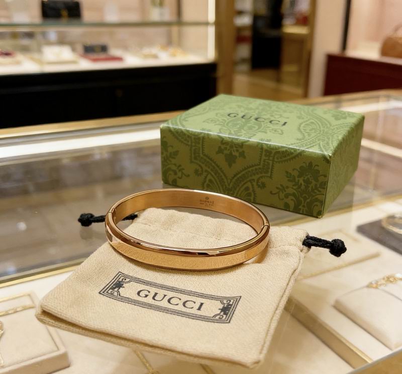 Gucci Bracelet 04yxs205 (7)