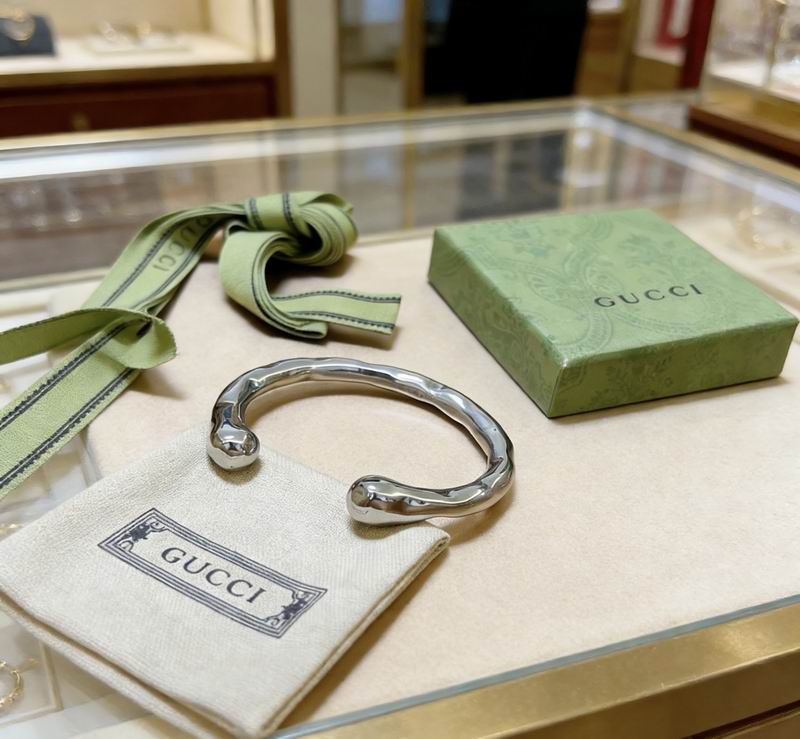 Gucci Bracelet 04yxs219 (5)