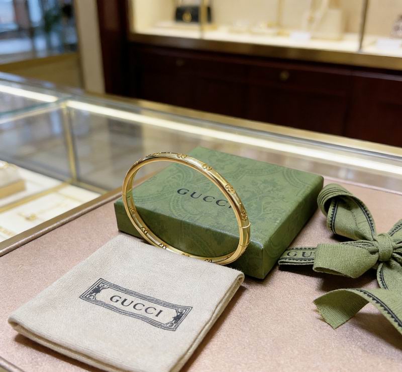 Gucci Bracelet 04yxs220 (2)