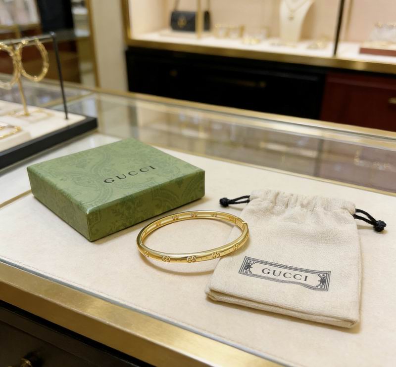 Gucci Bracelet 04yxs220 (7)