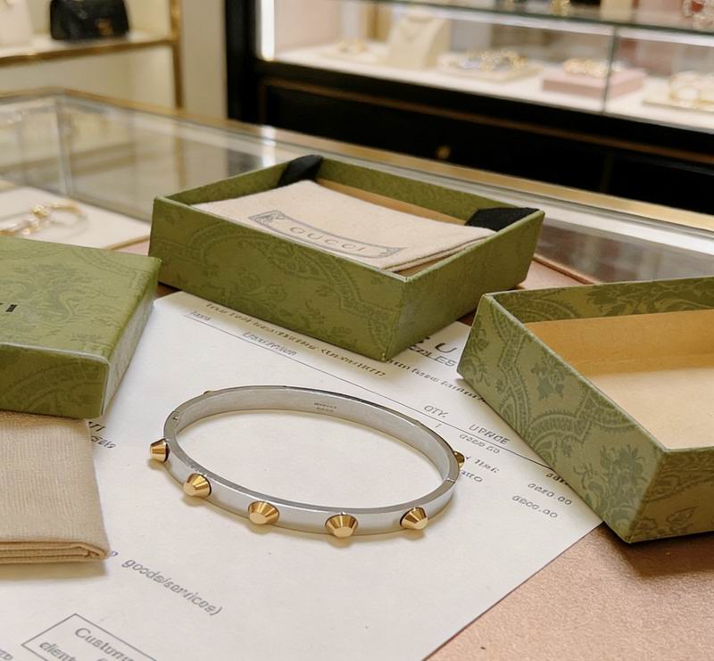 Gucci Bracelet 04yxs221 (4)