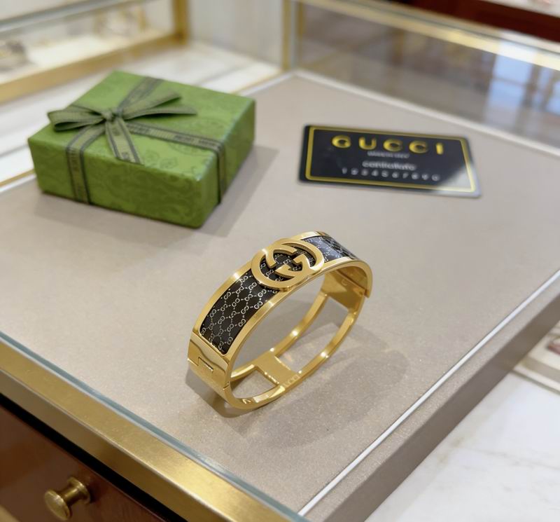Gucci Bracelet 04yxs238 (7)