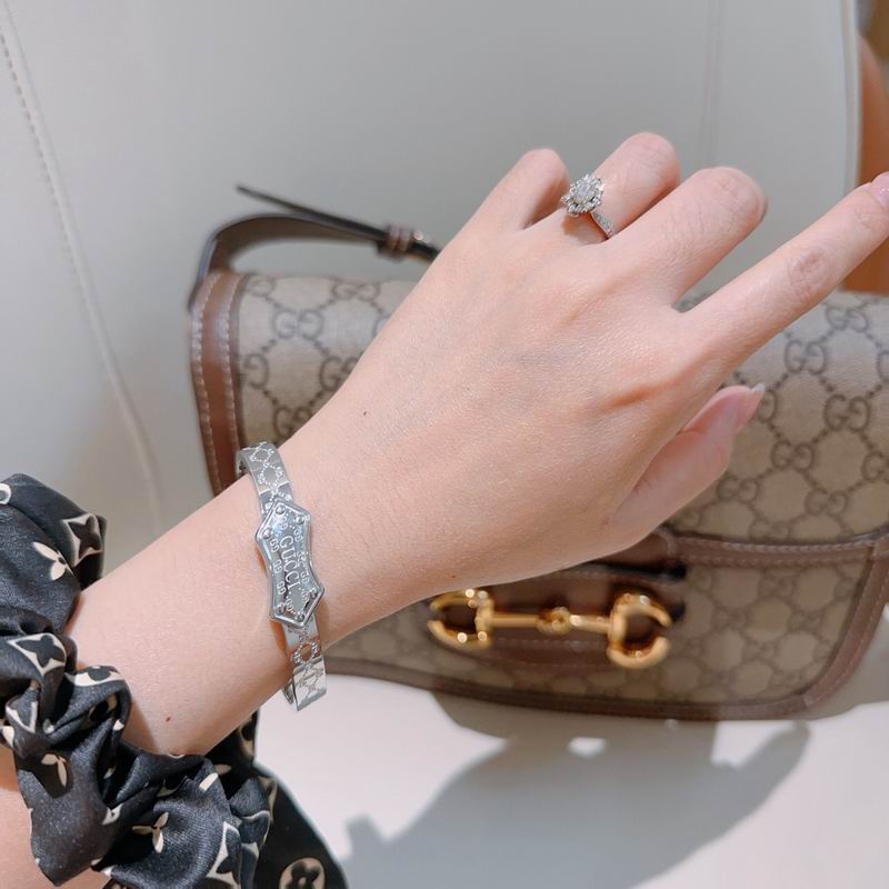 Gucci Bracelet 04yxs251 (6)
