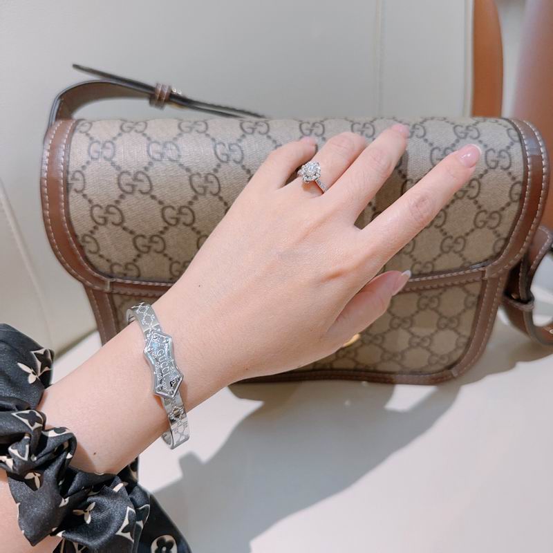 Gucci Bracelet 04yxs251 (9)