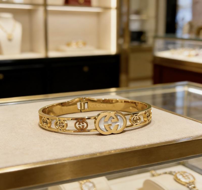 Gucci Bracelet 04yxs252 (2)