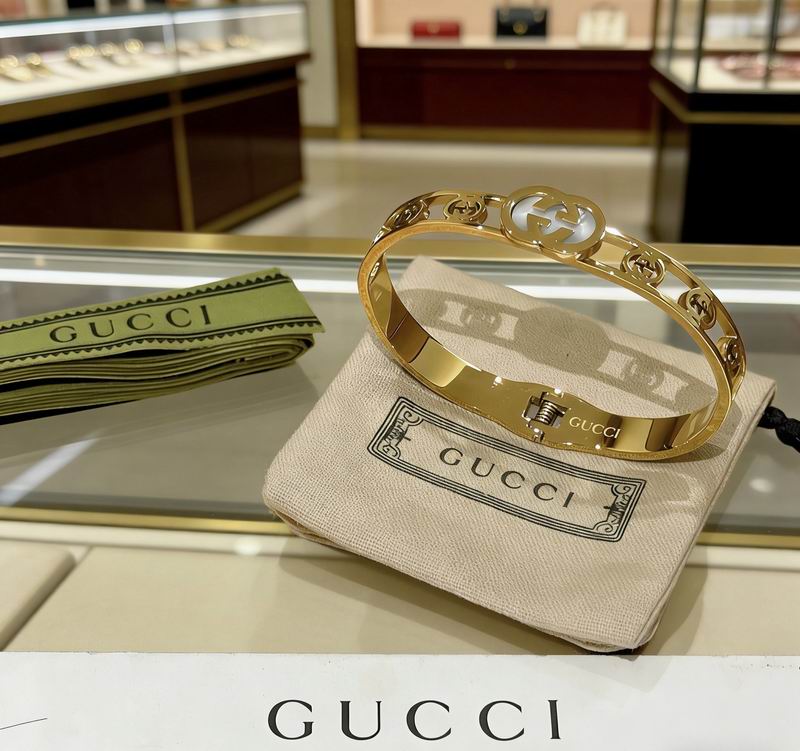 Gucci Bracelet 04yxs252 (5)