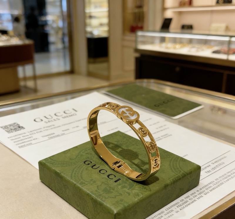 Gucci Bracelet 04yxs252 (7)