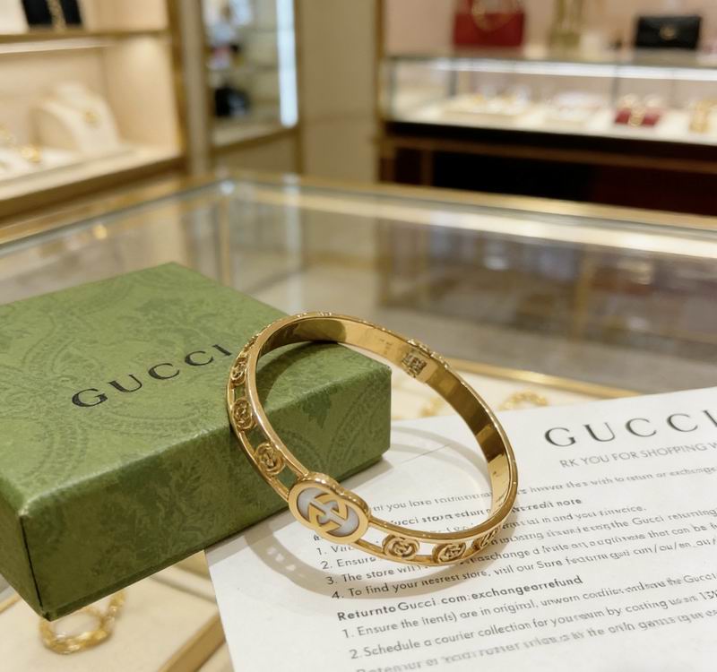 Gucci Bracelet 04yxs252 (8)