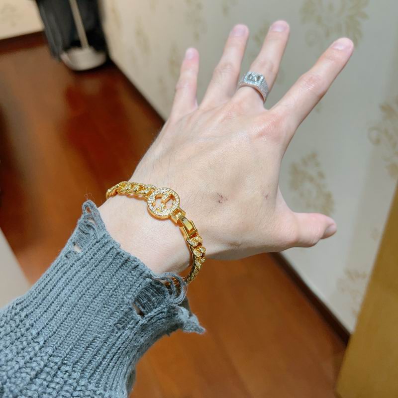 Gucci Bracelet 04yxs258 (3)