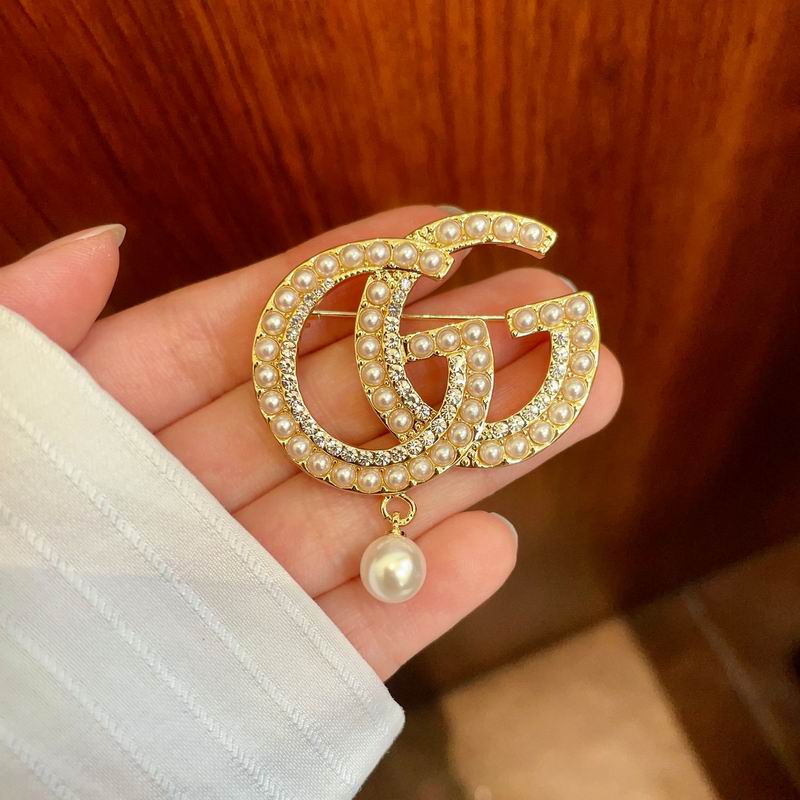 Gucci Brooch 03yxs08 (3)