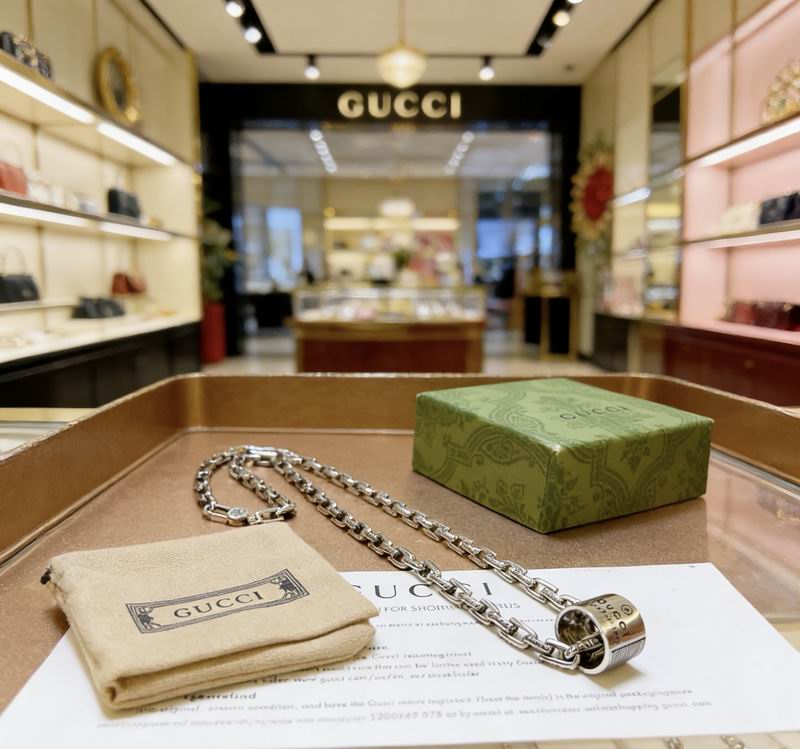Gucci Necklace  02yxs30 (4)