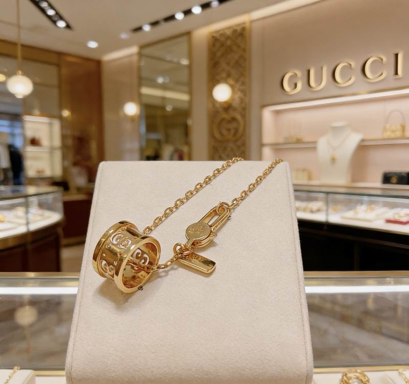 Gucci Necklace  02yxs38 (2)