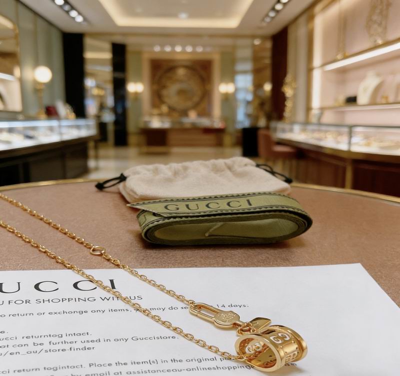 Gucci Necklace  02yxs38 (7)