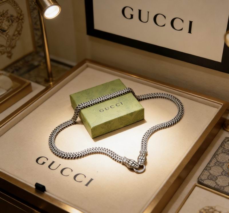 Gucci Necklace  02yxs42 (3)