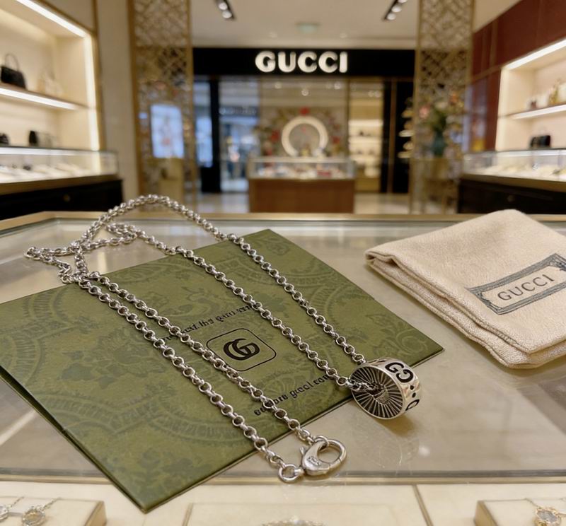 Gucci Necklace  02yxs46 (5)