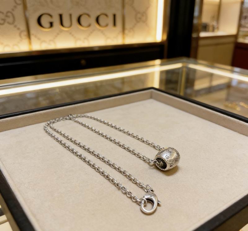 Gucci Necklace  02yxs47 (1)