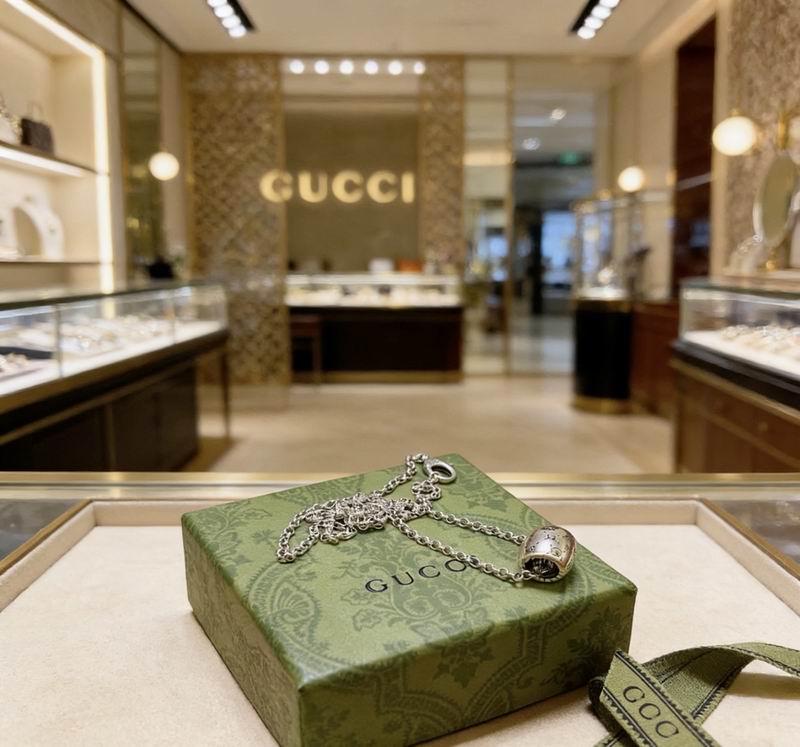 Gucci Necklace  02yxs47 (4)