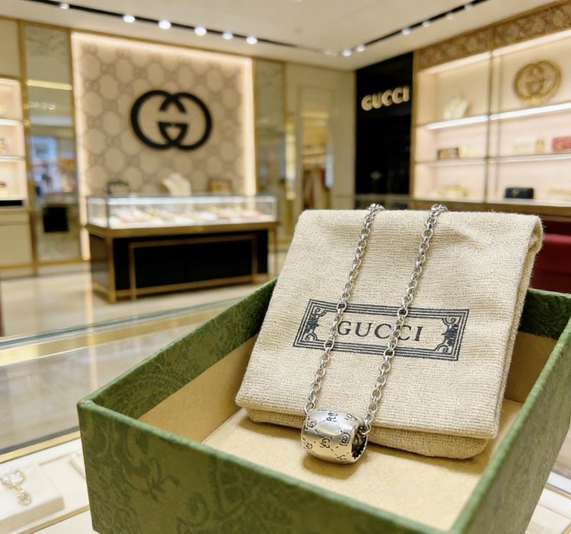 Gucci Necklace  02yxs47 (5)