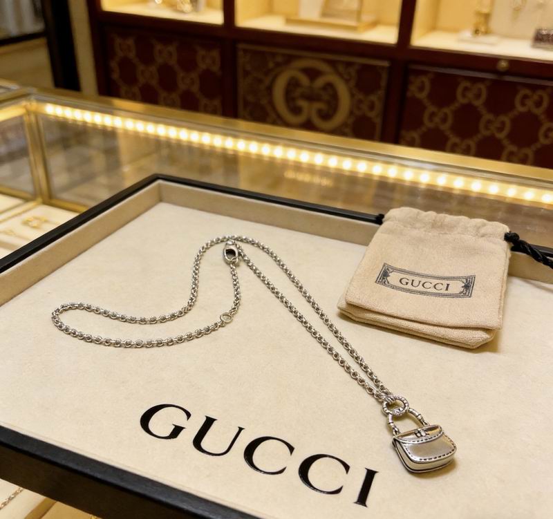 Gucci Necklace  02yxs48 (2)