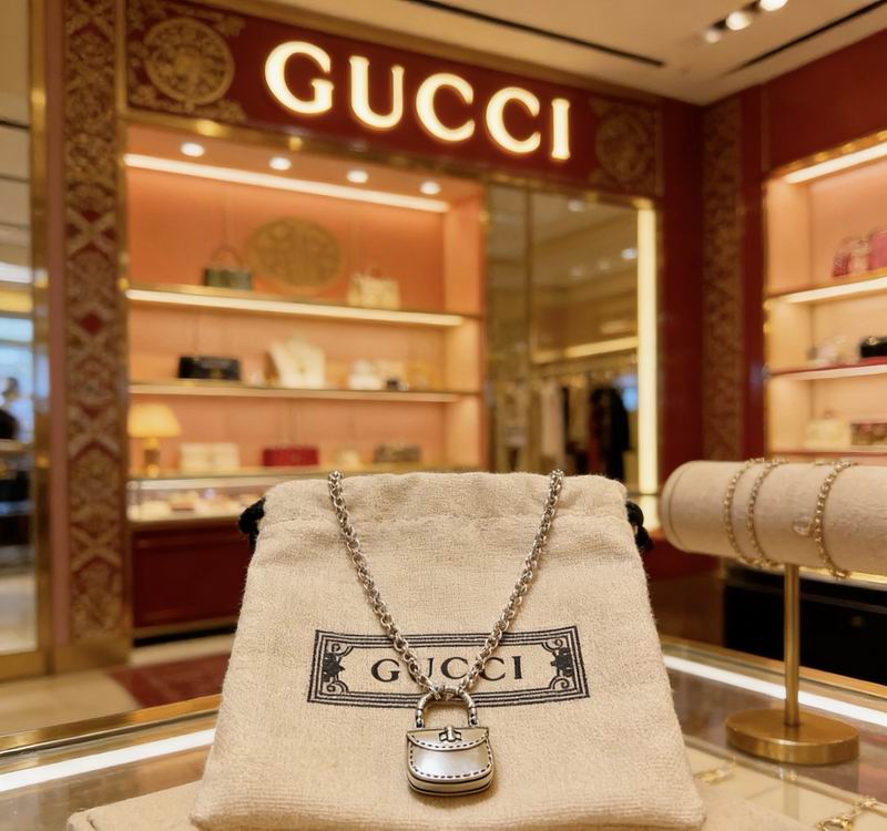 Gucci Necklace  02yxs48 (3)