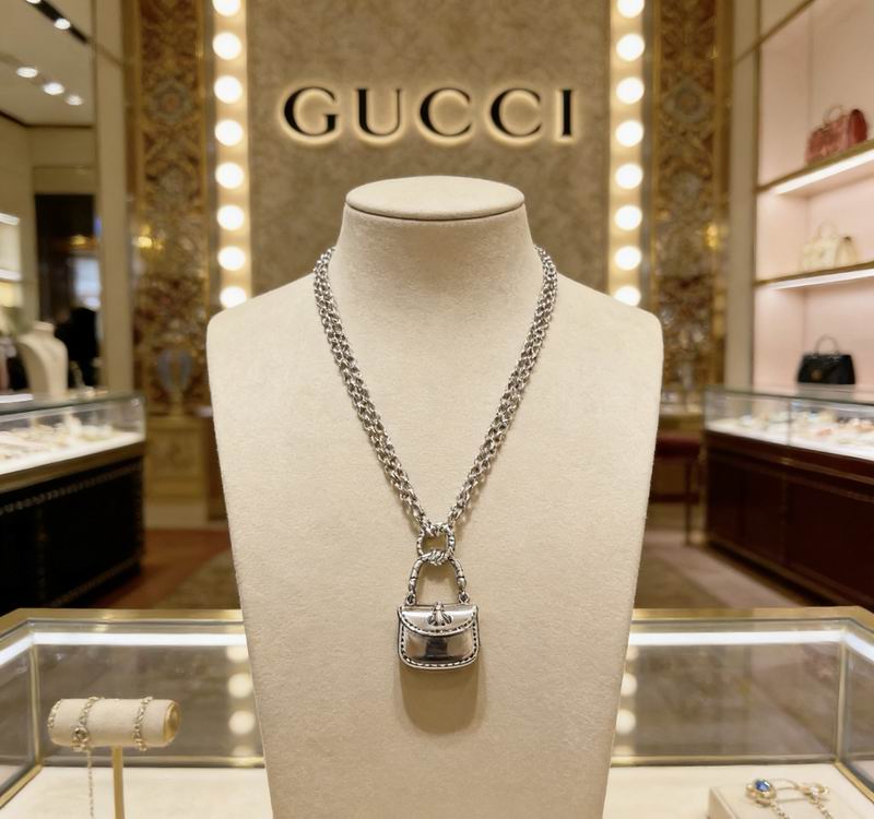 Gucci Necklace  02yxs48 (4)