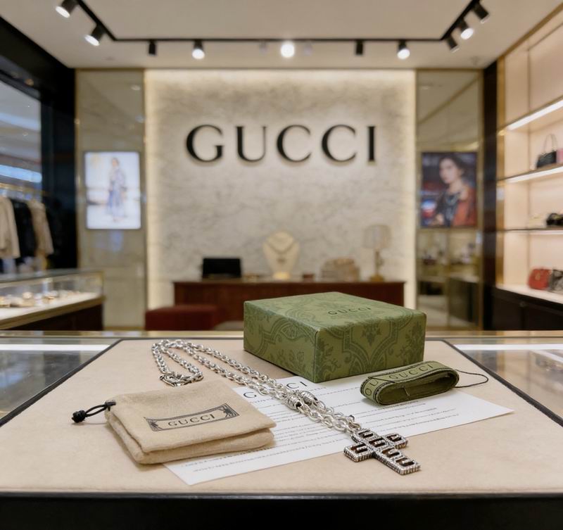 Gucci Necklace  02yxs56 (4)