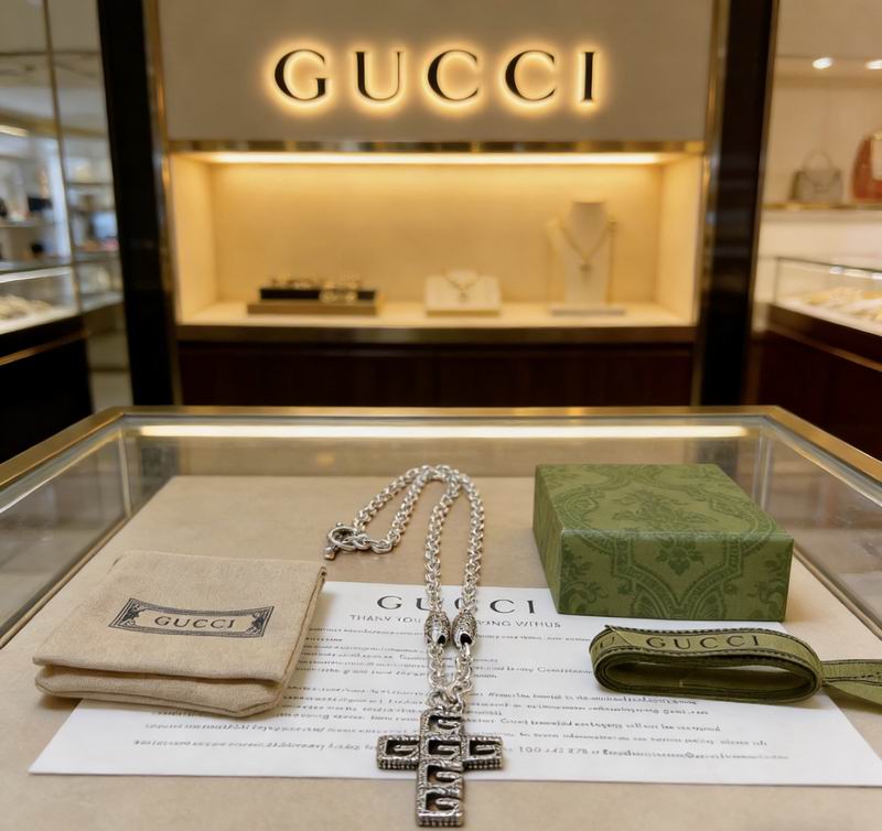 Gucci Necklace  02yxs56 (6)
