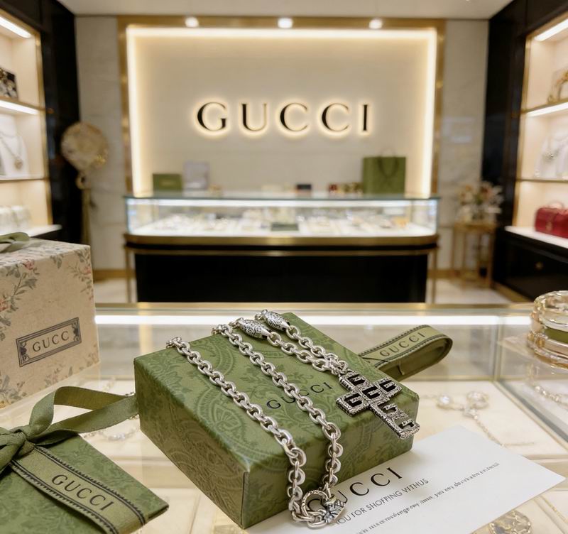 Gucci Necklace  02yxs56 (9)