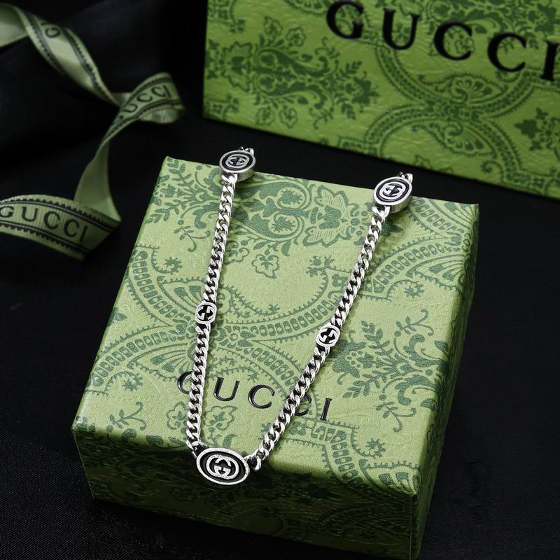 Gucci Necklace  02yxs61 (3)