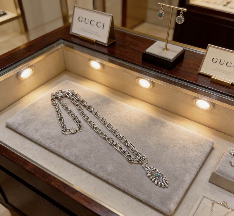 Gucci Necklace  02yxs62 (5)