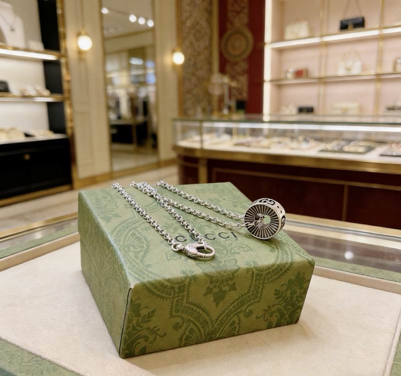 Gucci Necklace  02yxs64 (7)