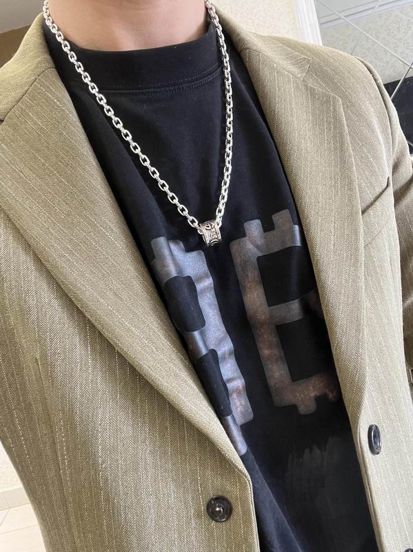 Gucci Necklace  02yxs67 (3)