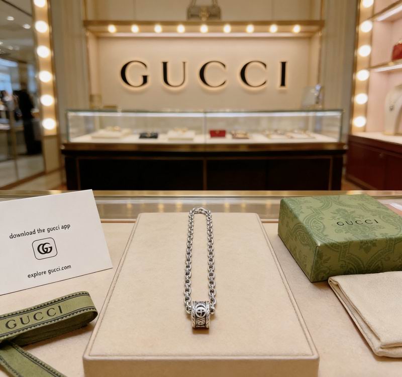 Gucci Necklace  02yxs67 (5)